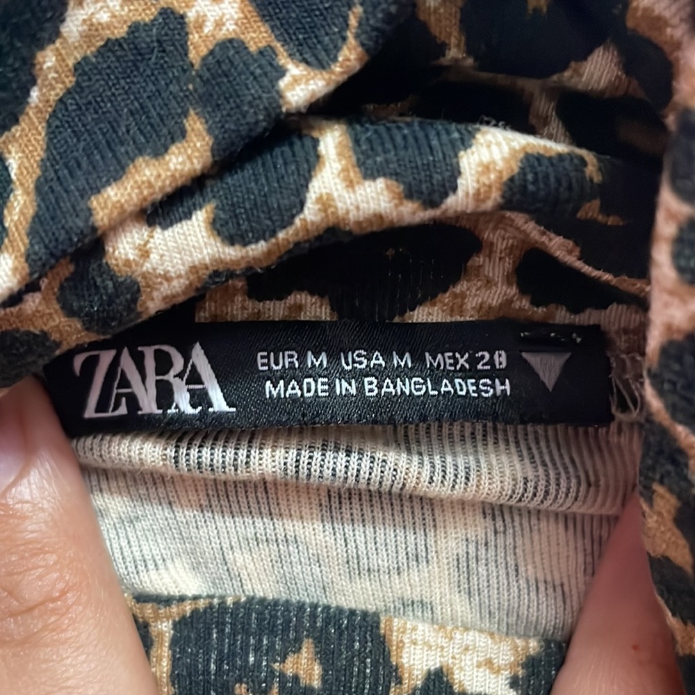 Zara Animal Print High-neck Top - Picture 4 of 5
